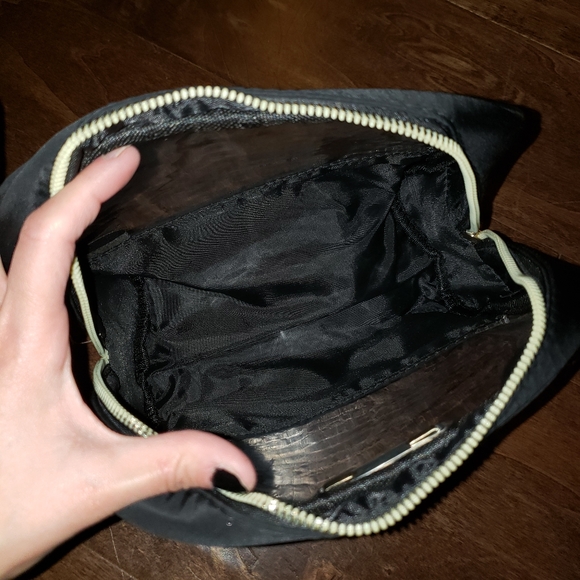 SOLDAimee Kerstenberg Cosmetic Bag - Picture 3 of 4